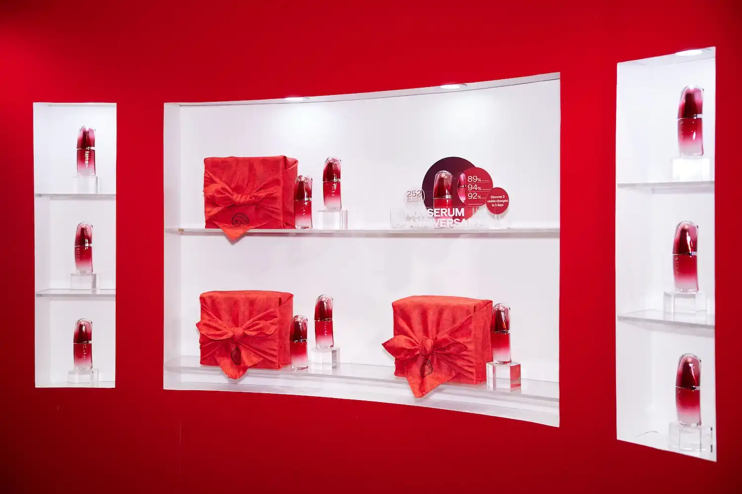 shiseido ultimune được trưng bày tại các kệ